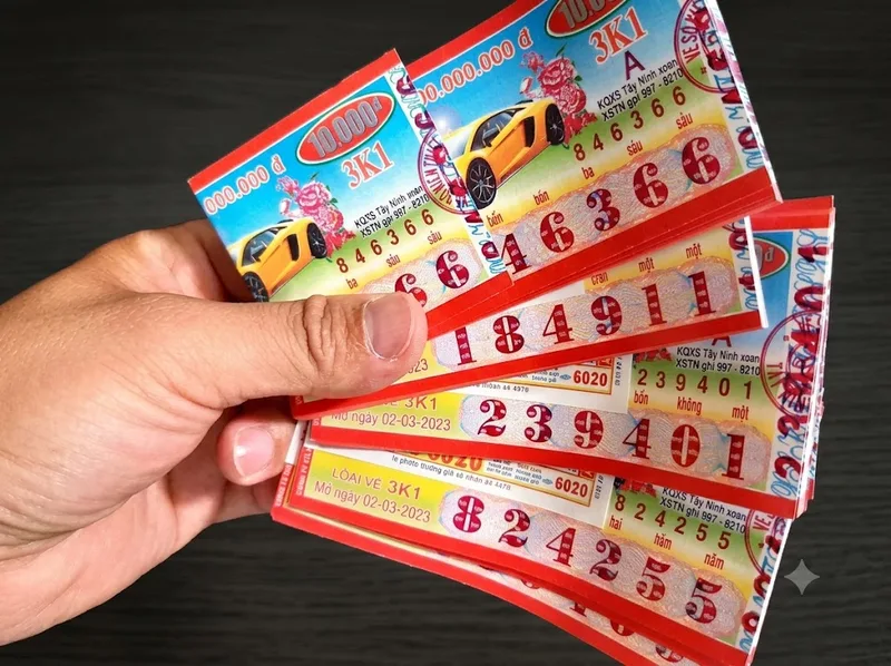 Nhận vé số trúng thưởng trong mơ thường gợi cảm giác may mắn